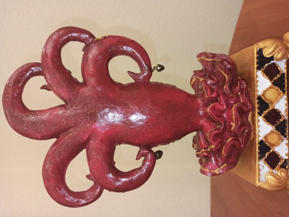 Статуэтки Арлекино из керамики