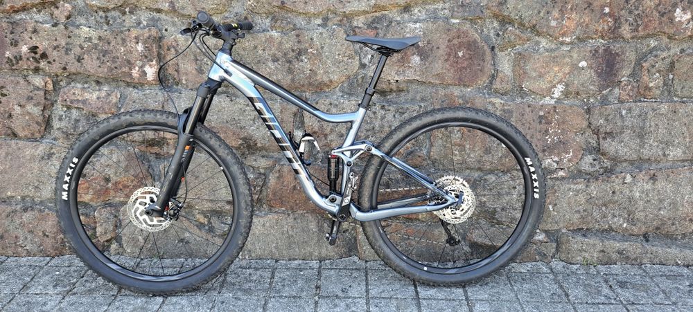 Giant stance (como nova)