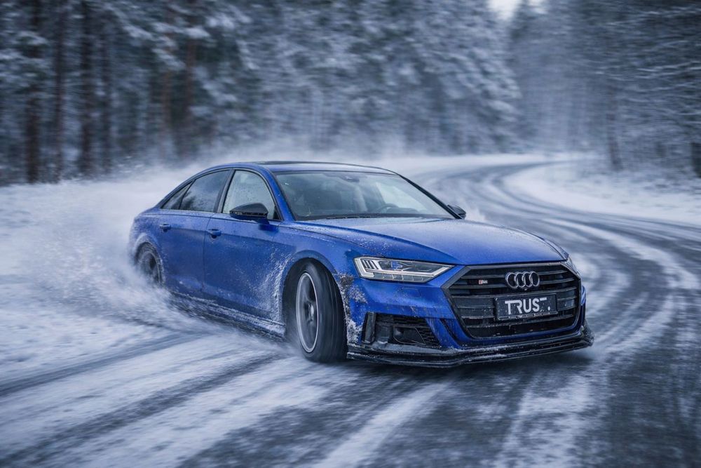 Wynajem Audi S8 D5 w pakiecie Maxton Design, Wypożyczalnia aut Premium