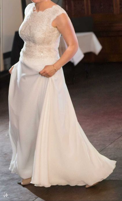 Suknia ślubna Ivory Julia Rosa