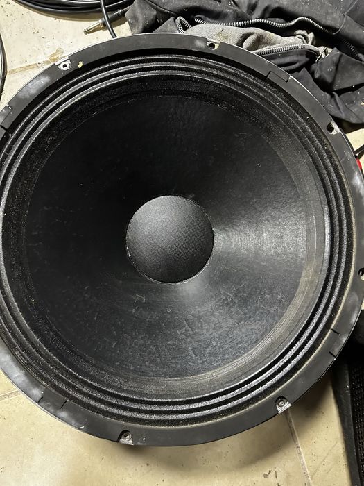 Altifalante 18 “ 8 Ohm modelo 188 em