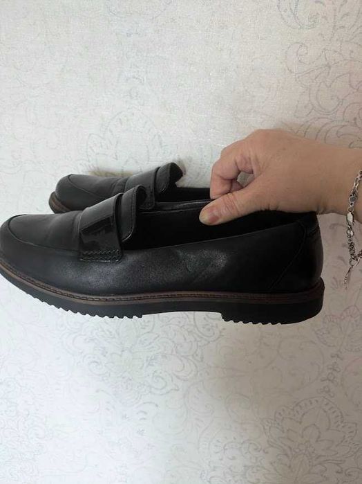 Жіночі лофери оригінальні. 38 розмір (24.5)