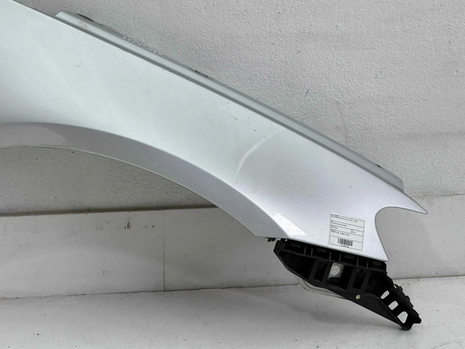 Guarda Lamas Direito - Volkswagen Scirocco (2010)