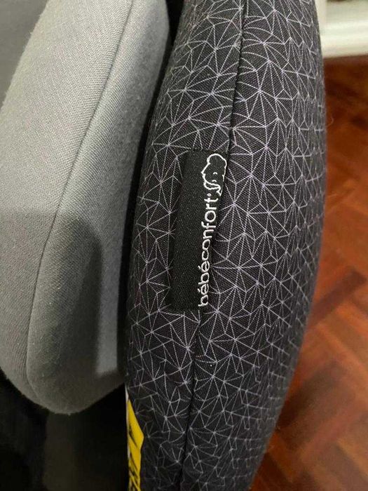 Cadeira-auto BebeConfort - Compátivel Isofix