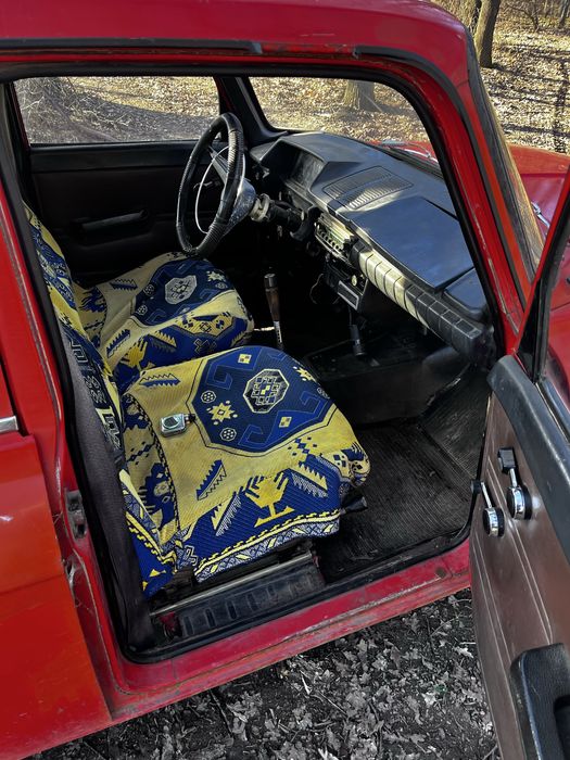 Продам москвич на ходу