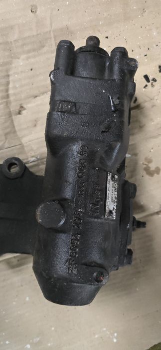 Caixa de Direcção Nissan Terrano 2 td27