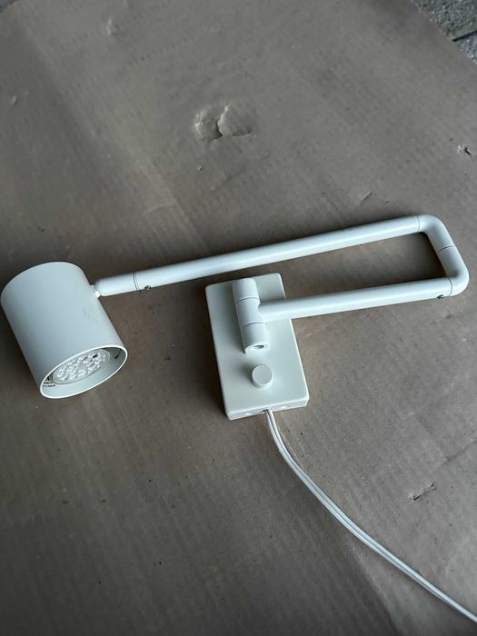 2 candeeiros de parede