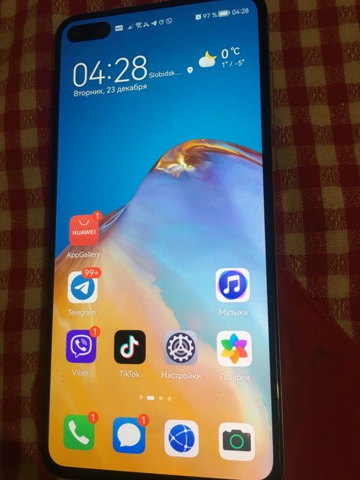 Продам HUAWEI P40 6/128 gb цена 3500грн