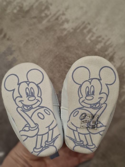 Продам дитяче взуття