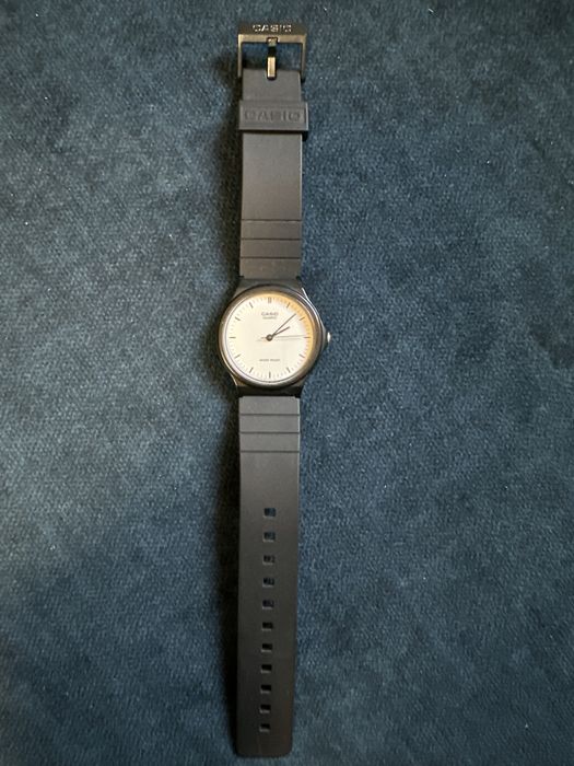 Годинник Casio MQ-24-7EUL