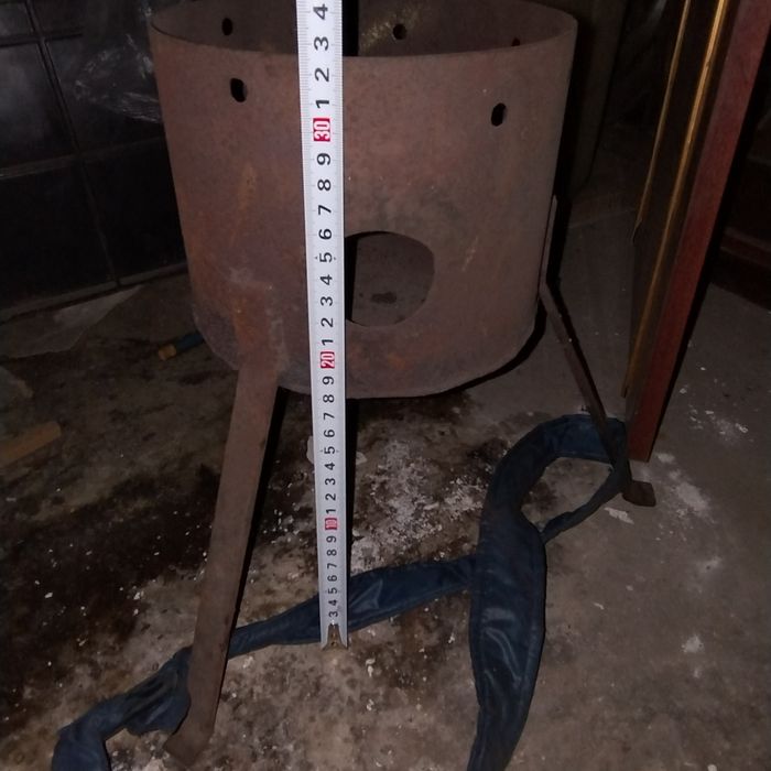 піч під кострулю (котелок)