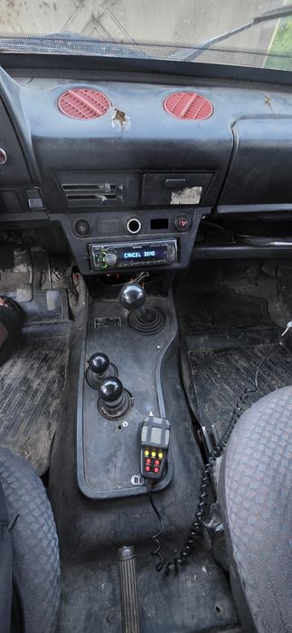 Продам ніву 4×4 2121