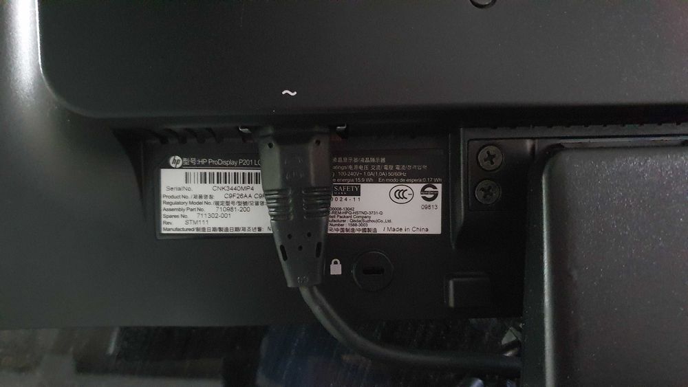 HP EliteDesk 600 G1 Computer and HP ProDisplay P201 Monitor.64751709681154124