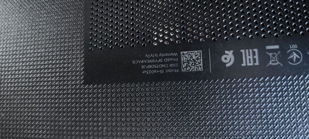 Ноутбук HP Model 15-ra023ur