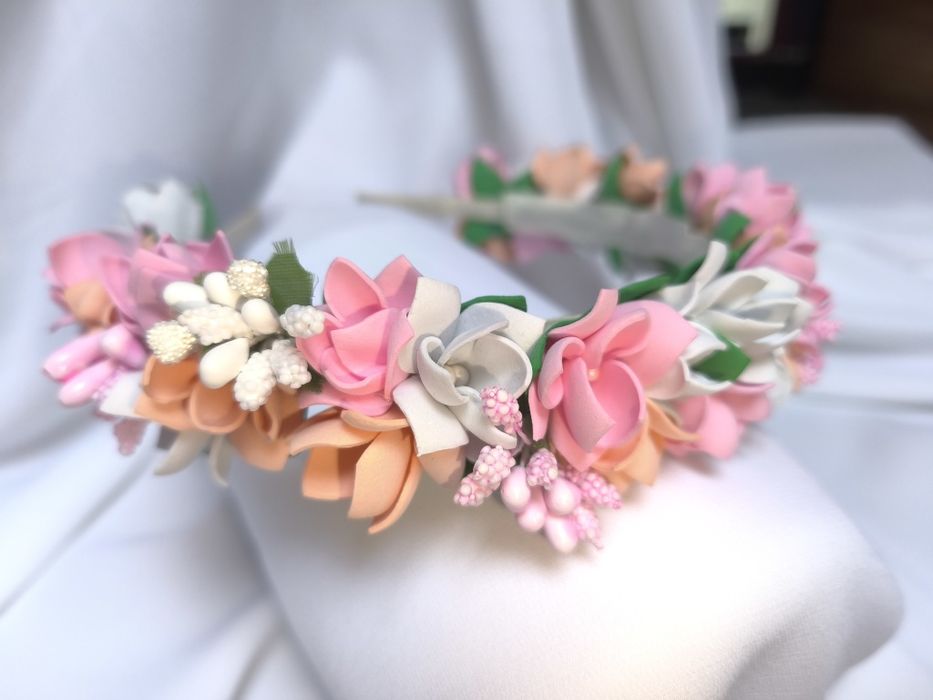 Обруч вінок святковий