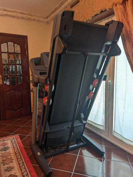 NordicTrack Treadmill – Excellent Condition, Like New64730082903298121