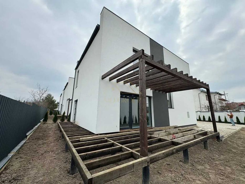 Будинок 150 м2 | 4 сотки | 5 кімнат | Закрите КМ | Газ