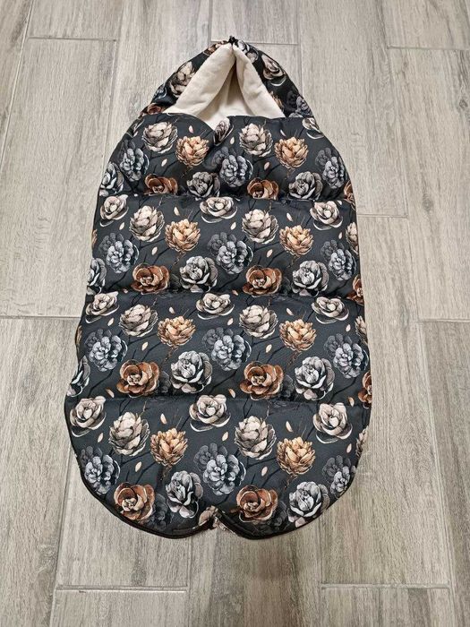 Теплесенький конверт зимовий кокон в коляску, санки чохол