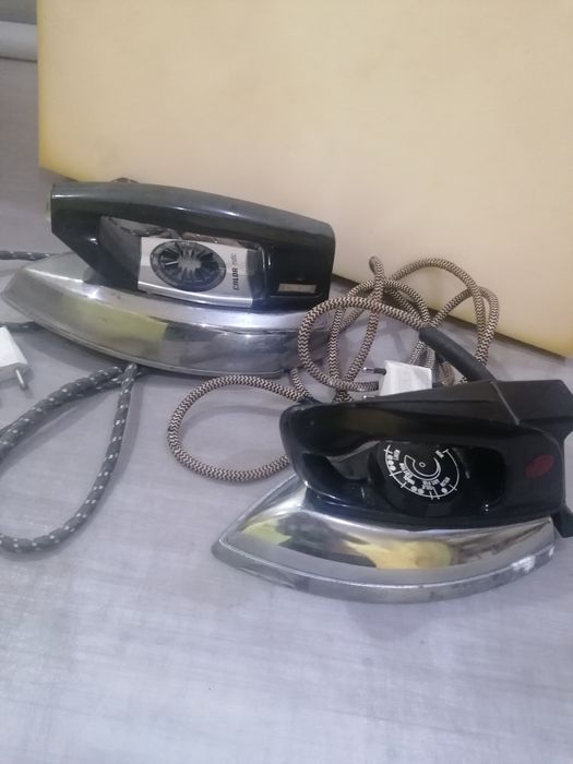 Ferros de Engomar ANTIGOS * ideal pª decoração vintage ou  coleção