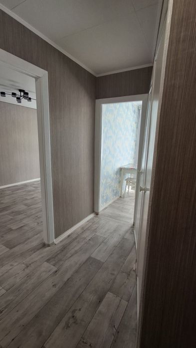 Продам 2 комнатную квартиру правый берег