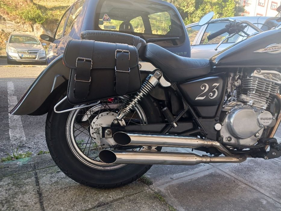 Suzuki marauder gz250 mota clássica