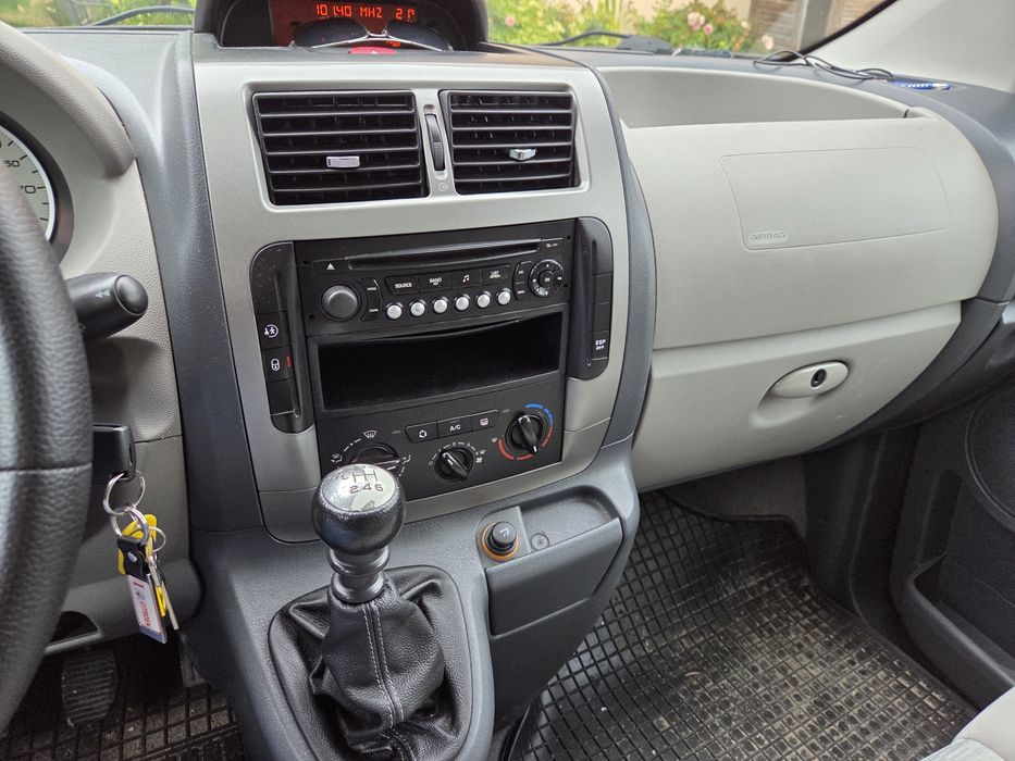 Citroen Jumpy 9 osobowy