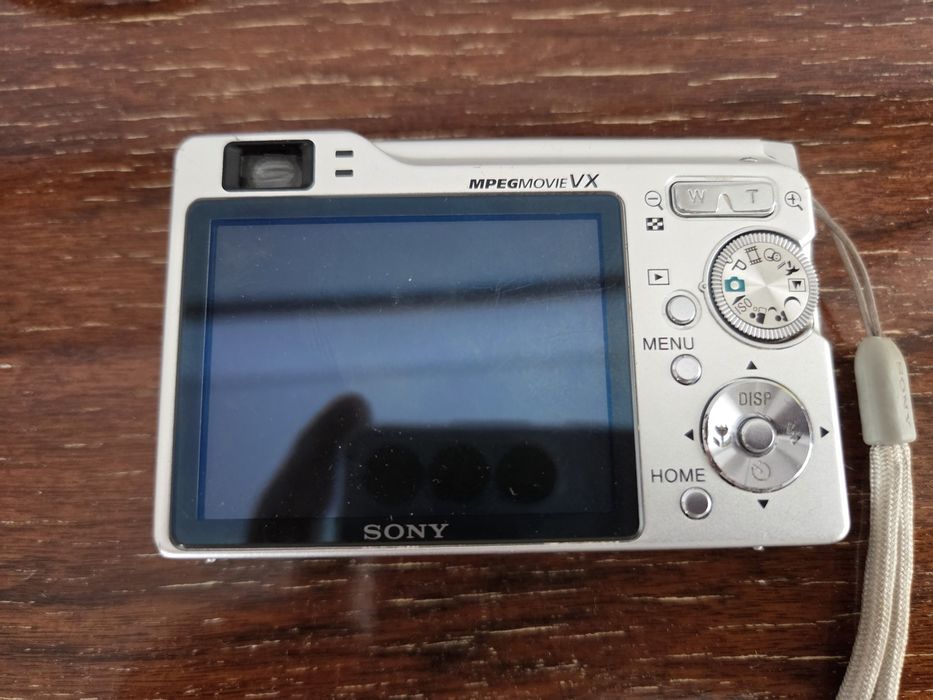 Máquina fotográfica Sony DSC -W80