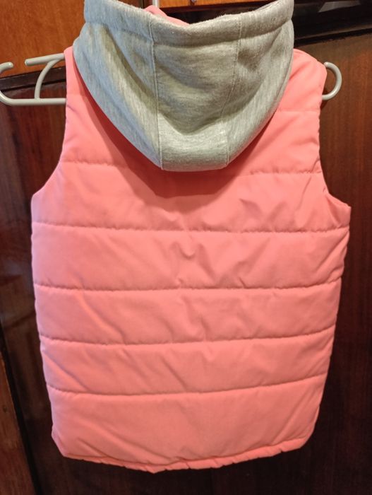 Жилетка для дівчинка на 140 см marakas