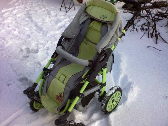 Коляска.          .