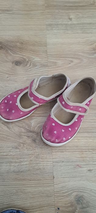 Buty dla dziewczynki do szkoły