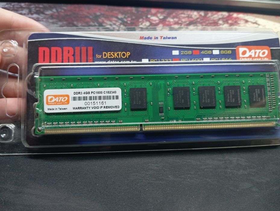 Оперативка ддр3 4гб (2шт) 8гб(1шт)