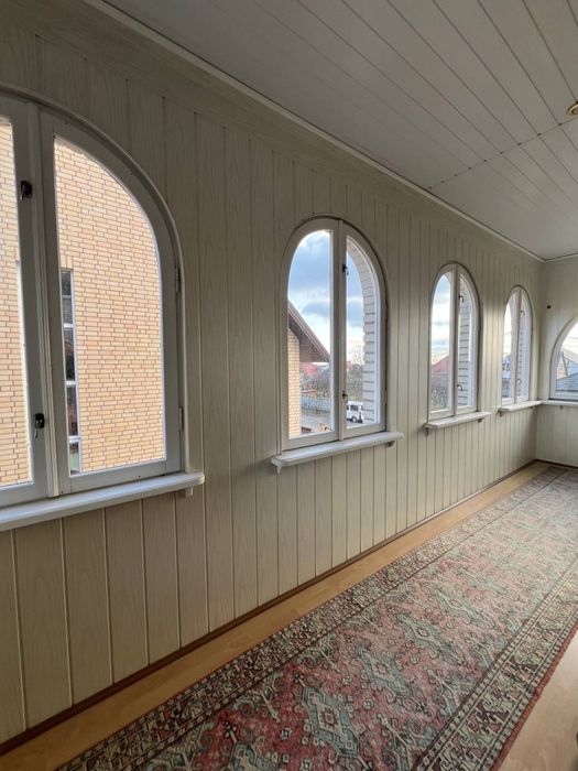 Будинок під Бізнес 468м2 з ділянкою 10сот Луцьк