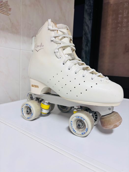 Patins profissionais edea esordio para patinagem artística