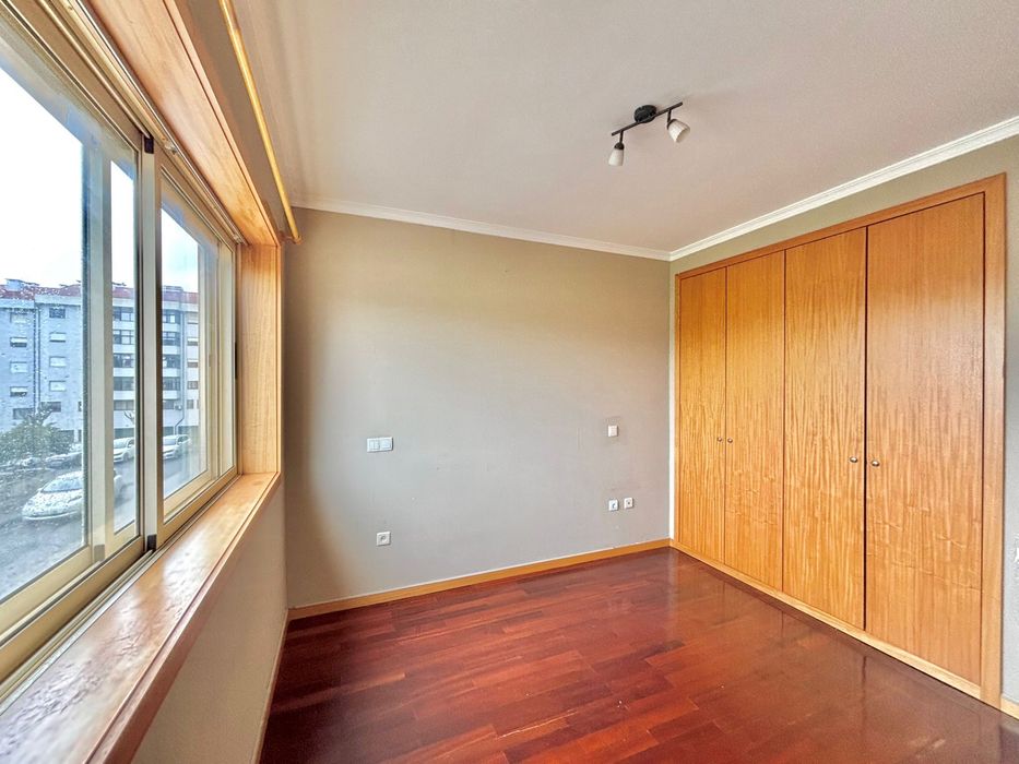 Apartamento T2 - Centro Feira