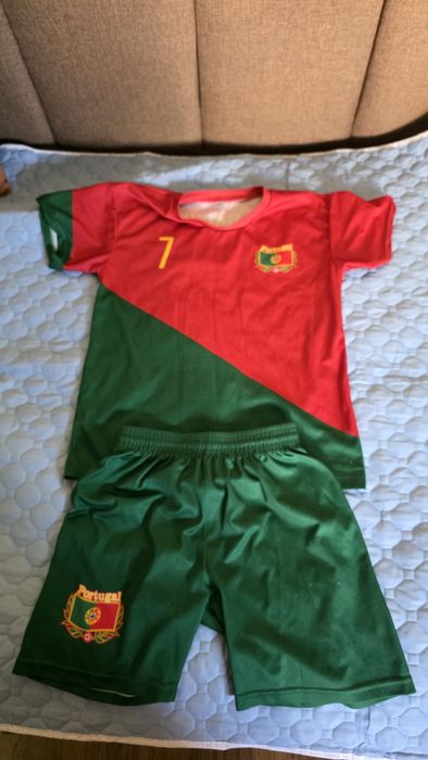 Zestaw sportowy - 5 kompletów Ronaldo - 134/140