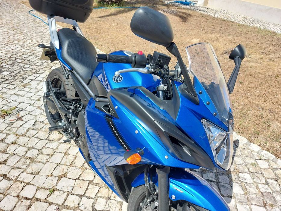 Vendo Yamaha XJ6 Diversion FA 600, ABS, de 2010, apenas 12.400 Km
