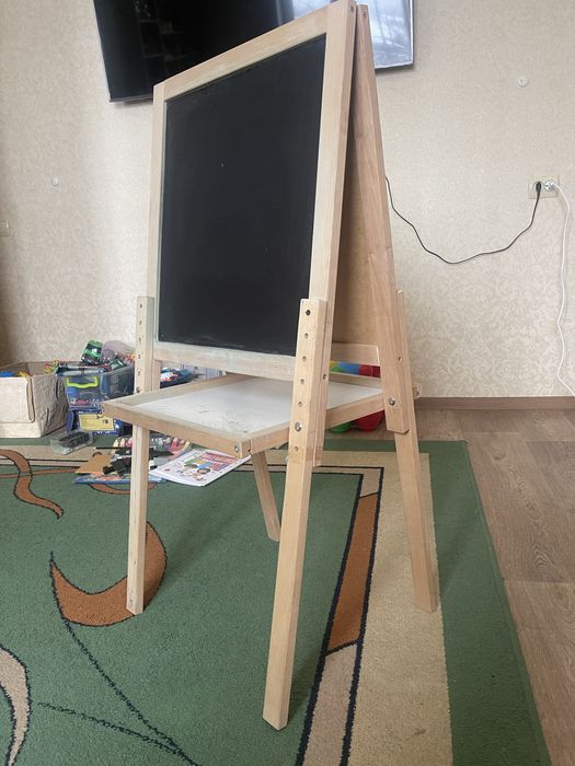 Мольберт та дощечка