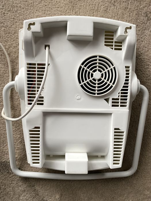 Elektryczny ogrzewacz przenośny do łazienki itp