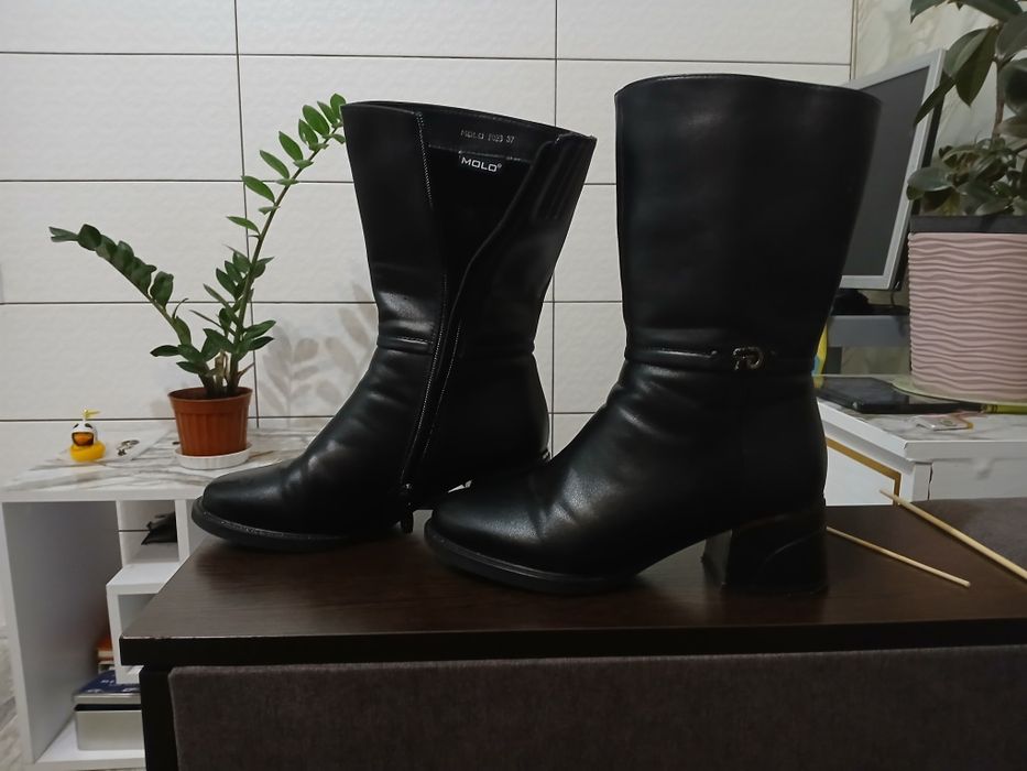 Сапоги 37 розмір