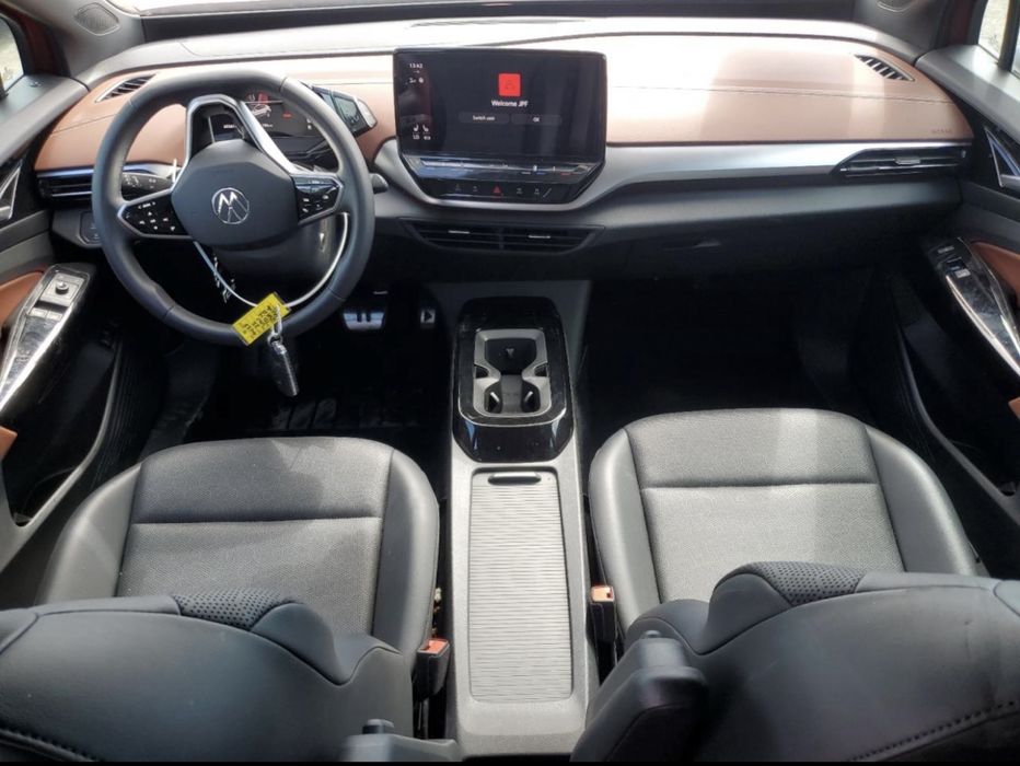 Volkswagen ID.4 2022 82kw в дорозі