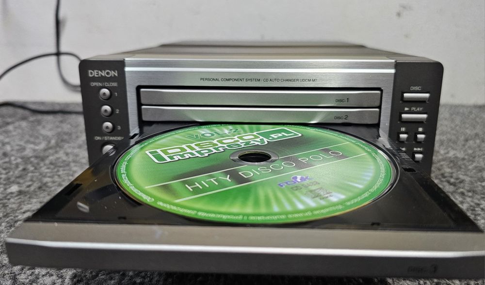 Odtwarzacz płyt DENON UDCM-M7