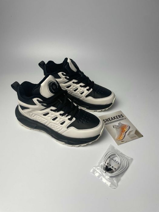 Ogrzewane sneakersy podgrzewawne na zimę trapery buty zimowe [903]