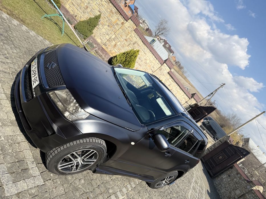 Cузуки гранд витара