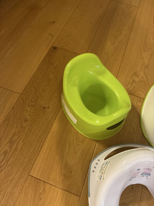 Oddam nocniki i nakladke na toalete