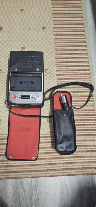Leitor e gravador de cassetes Sony