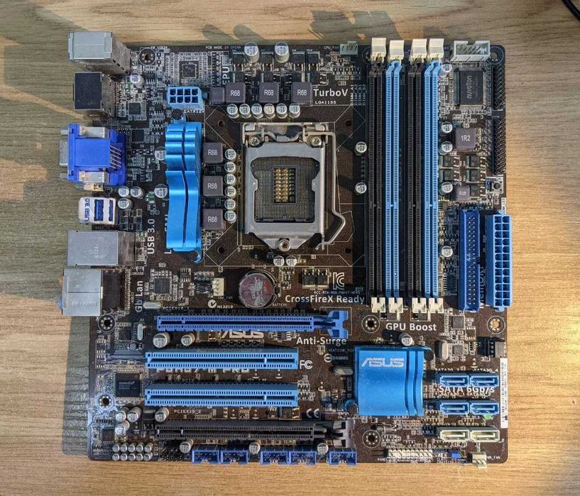 ASUS P8H67-M PRO socket 1155 материнська плата напівробоча під ремонт