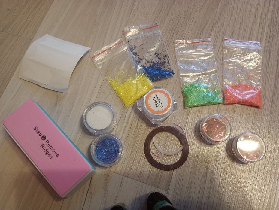 Zestaw hybrydowy lampa+lakiery+zdobienia