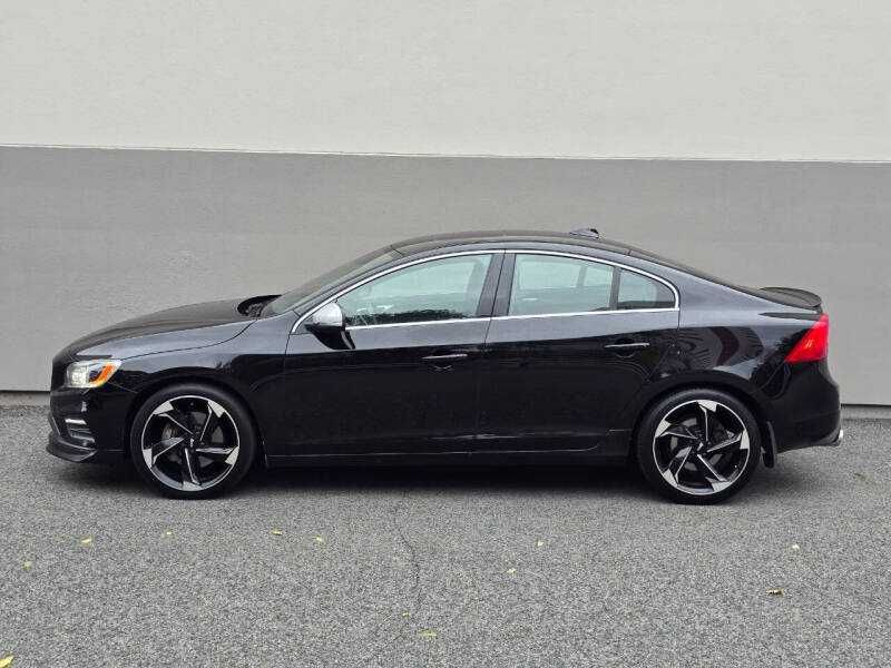 2016  Volvo  S60