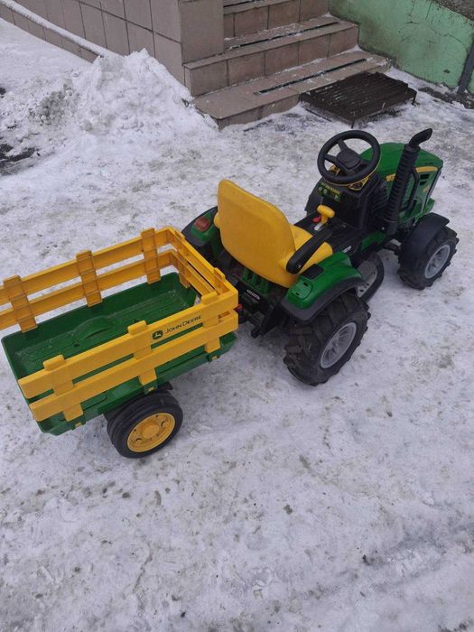 Продам трактор John Deere
