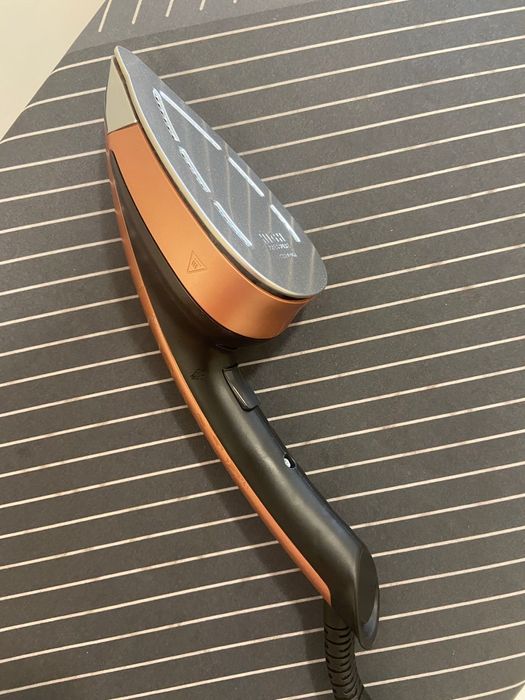 Ferro a vapor vertical ROWENTA ixeo power